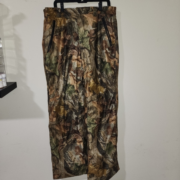 LL Bean Size 42 Camo Pants Gore-Tex - Picture 1 of 5